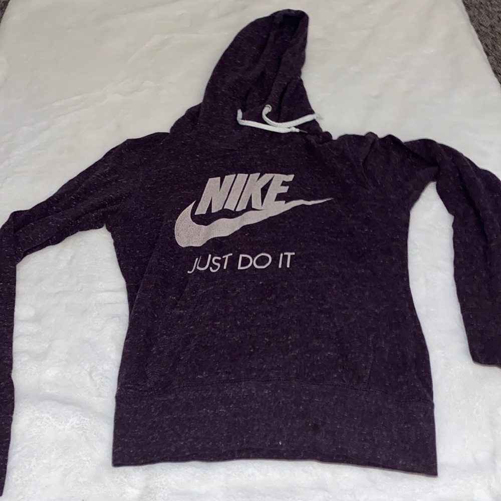 Nike light maroon hoodie